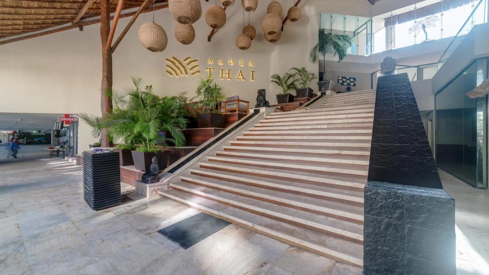 Aldea Thai Tropical Oasis Steps To The Beach Playa del Carmen Mexico
