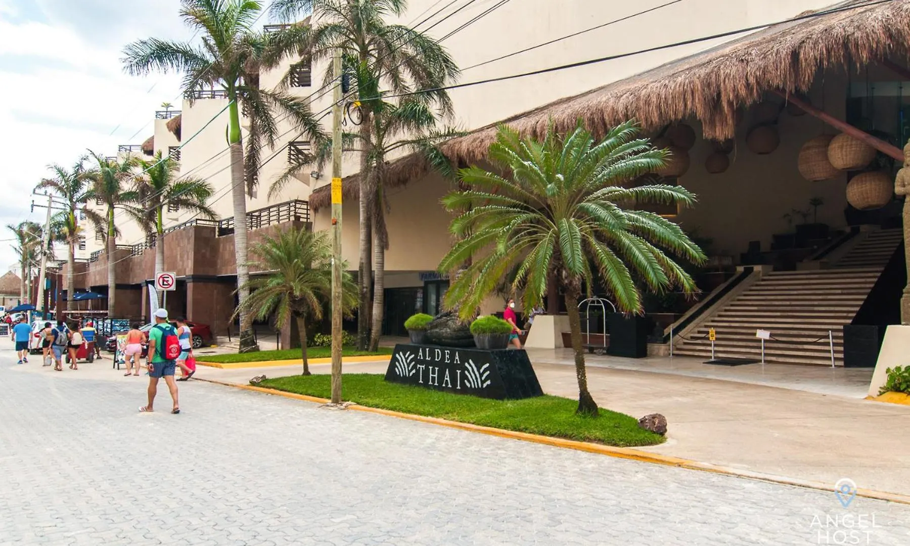 Aldea Thai Tropical Oasis Steps To The Beach Playa del Carmen